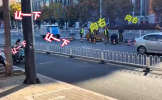 无人车“吵架”为AI合成配音